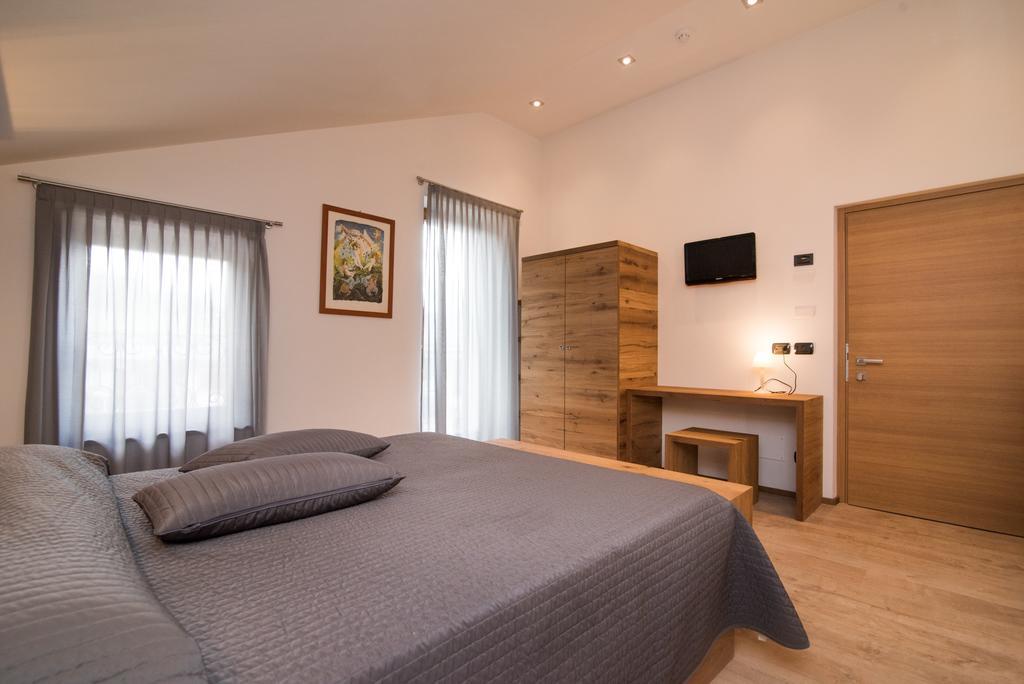 Hotel Ferrovia Calalzo di Cadore Buitenkant foto