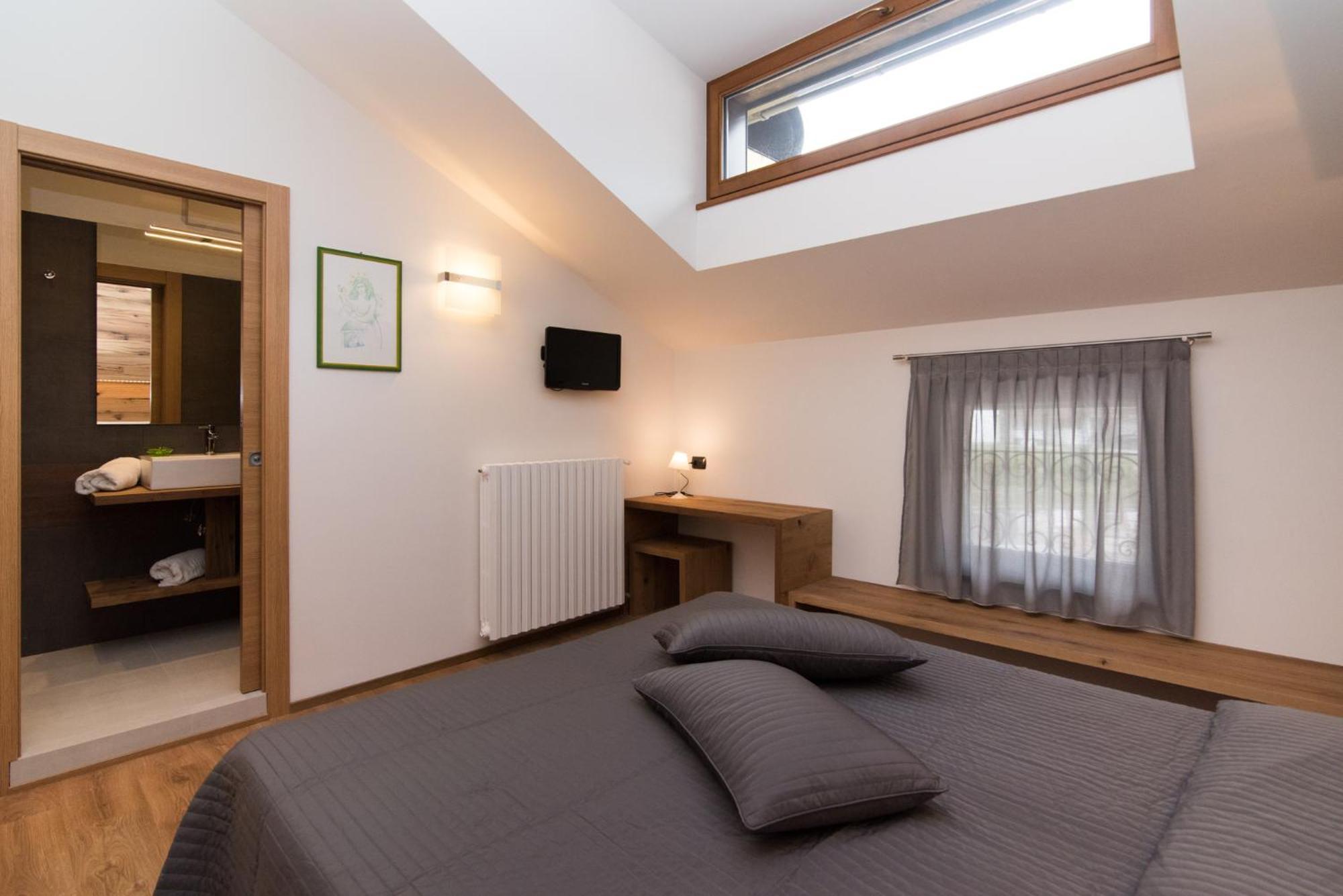 Hotel Ferrovia Calalzo di Cadore Buitenkant foto