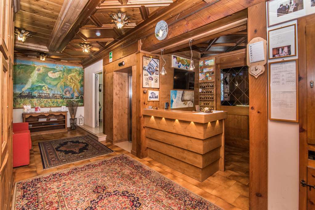 Hotel Ferrovia Calalzo di Cadore Interieur foto